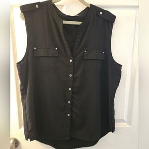 Calvin Klein Women's Sleeveless Button-Up Top